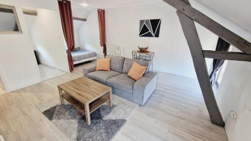 Louvroil Apartment | J.Mo Home - Louvroil - Calme - Idéal couple - Déplacement PRO