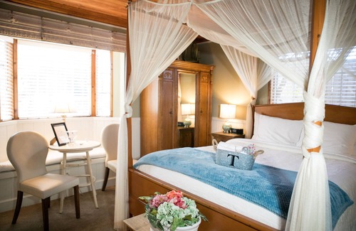 Lodge Hill Bed & Breakfast | J Patrick Inn