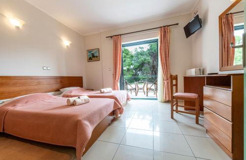 Kineta Apartment | J Studios - Kineta Seaside Retreats