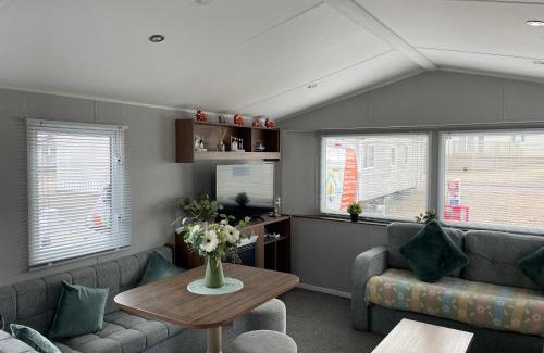 Lossiemouth Resort | J4 Lossiemouth Bay Caravan Park