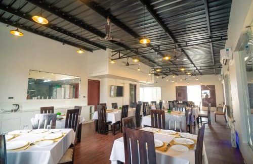 New Delhi House | J60 Suites