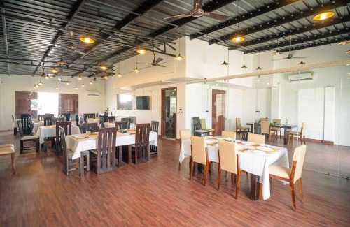 New Delhi House | J60 Suites