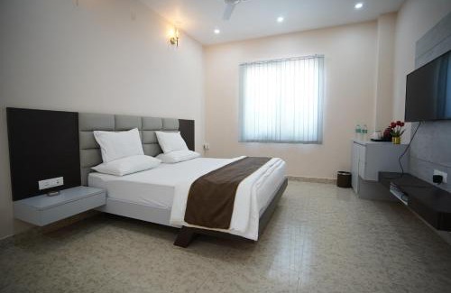 Jorhat Hotel | Jaanki Farms & Resorts