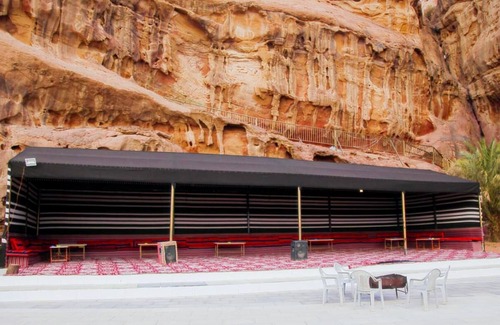 Wadi Rum Hotel | jabal burdah camp
