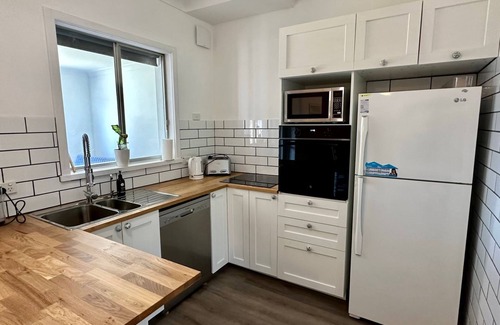 West Busselton House | Jacaranda Cottage your serene oasis in the heart of West Busselton