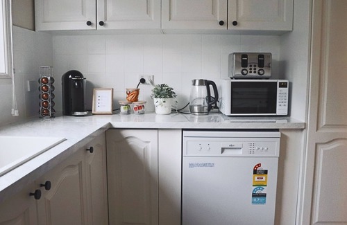 Dubbo House | Jacaranda Cottage