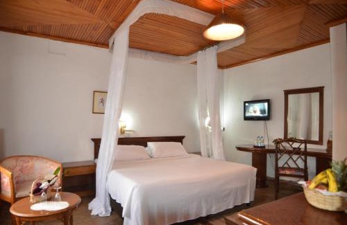 Gilgil Cabin | Jacaranda Lake Elementaita Lodge