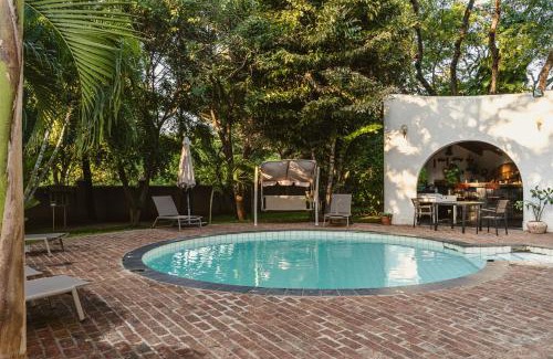 Victoria Falls Bed & Breakfast | Jacaranda Lodge