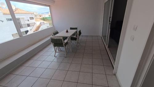 El Madronal Apartment | Jacaranda, where calm and joy go hand in hand