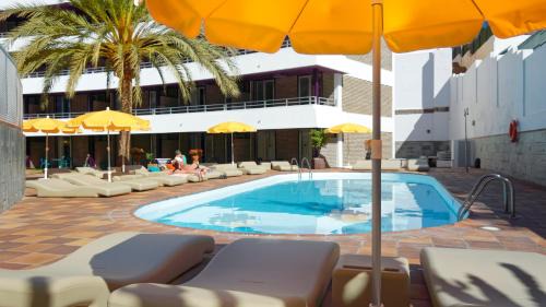 Playa del Ingles Apartment | Jacarandas Beach