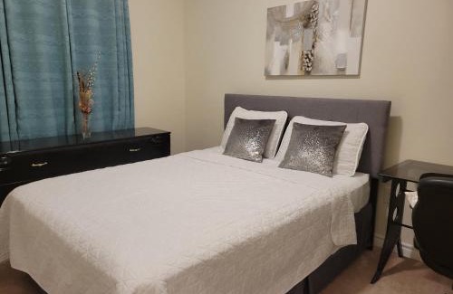 St. Davids Apartment | Jack & Jill Private Suite @RoseGlen Place
