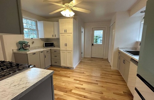 Sherrill House | Jackpot Stay! Historic Home Near Casino Action