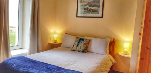 Cromane House | Jacks' Coastguard Cottage Vacation home