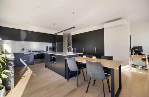 Kawarau Falls House | Jacks point living - Queenstown