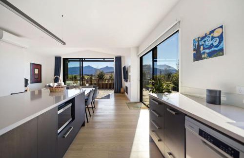 Kawarau Falls House | Jacks point living - Queenstown