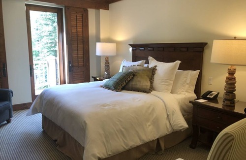 Teton Village Resort | Jackson Hole, located in Four Seasons Residence Club, 2 Bedroom 12/21/24-1/4/25