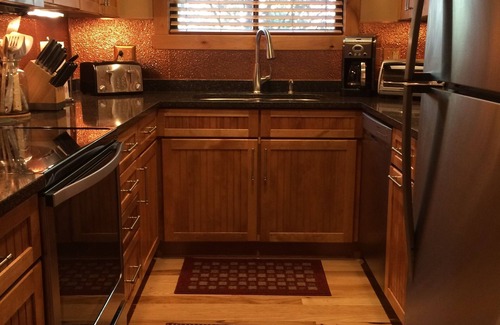 Teton Village Condo | Jackson Hole Teton Village Condo Sleeps 6 Pool and Hot Tub access.