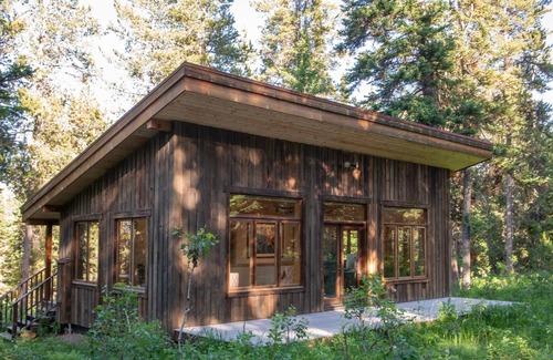 Wilson House | Jackson Hole - Wilson, WY private 3 acre compound 1 min. from Wilson