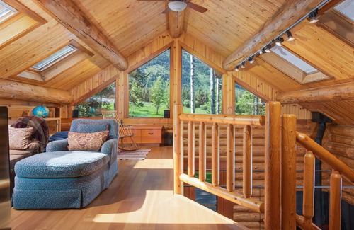 Wilson House | Jackson Hole - Wilson, WY private 3 acre compound 1 min. from Wilson