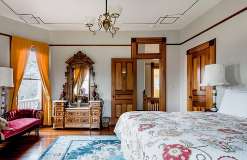 Jacksonville House | Jacksonville's Historic Nunan House