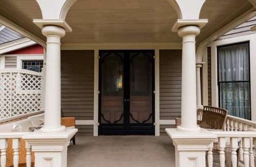 Jacksonville House | Jacksonville's Historic Nunan House