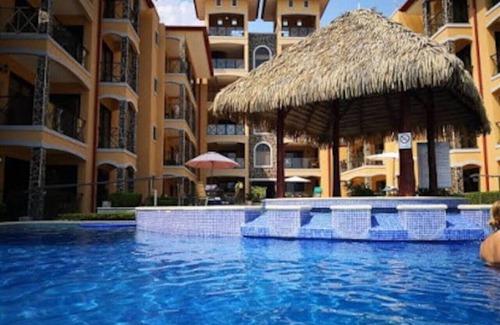 Barrio Los Villalobos Condo | JACO HEAVEN- Beautiful beach penthouse!