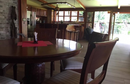 Barrio Ricos y Famosos House | JACO Trinity Oasis - Beautiful, Spacious, 4/3 gem w/studio+yard by beach & town