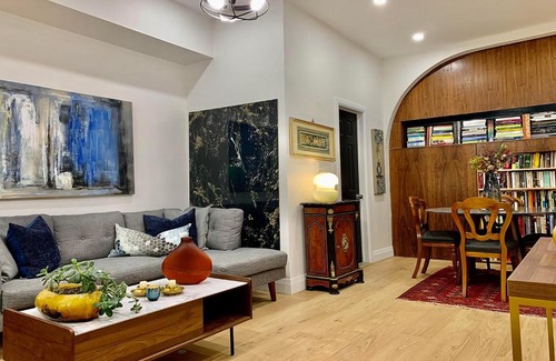 Church and Wellesley Bed & Breakfast | Jacob22 B&B