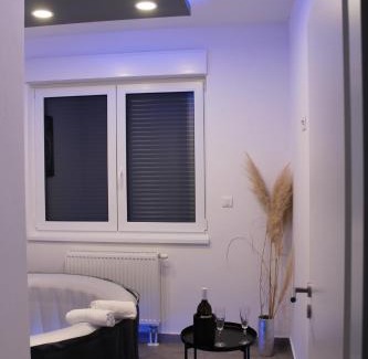 Zagreb Apartment | Jacuzzi Apartment Code 96