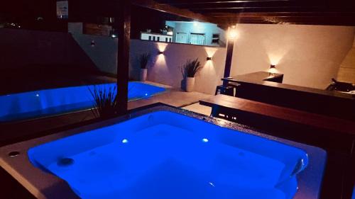 Praia da Armacao do Itapocoroi House | Jacuzzi e Piscina CASA Beto Carrero 4Q 3BWC a 300m do Parque Proximo a Praia churrasqueira e estacionamento privado