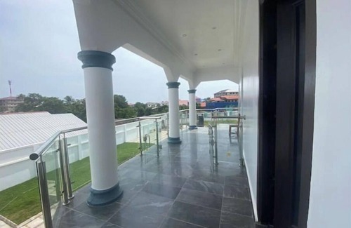 Teshie House | Jacuzzi Palace @ Airport Hills