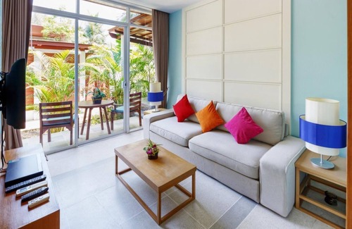 Khuk Khak Beach Villa | Jacuzzi Villa in Khao Lak with a romantic outdoor Jacuzzi JV#13