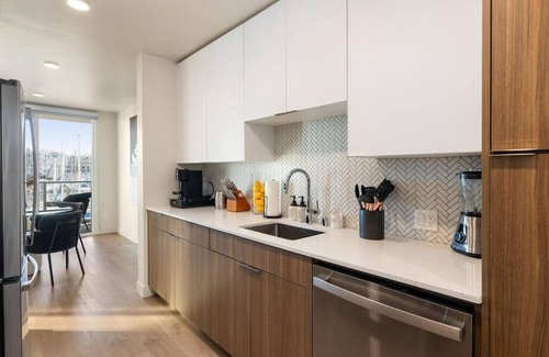 Marina del Rey Apartment | Jade Breeze - Elegant 2BR near Water Outstanding Amenities