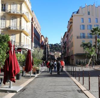 Old Town Apartment | Jade Duplex - No Better Location In Nice