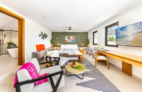 Long Bay Apartment | Jade I Long Bay Retreat I Luxury Stay Near Grace Bay & Long Bay Beach