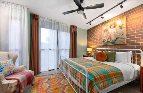 Petersham Apartment | Jade View - Vintage Soul and Sunset Strolls