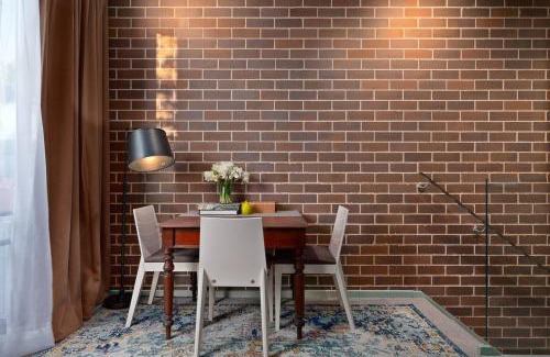 Petersham Apartment | Jade View - Vintage Soul and Sunset Strolls