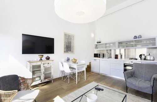 Jaffa Apartment | Jaffa Charm Seaview Stay by Sea N' Rent