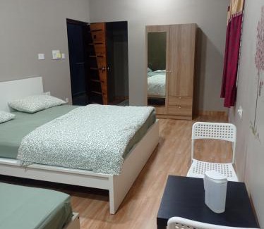Bengaluru House | Jai Anjaneya Guesthouse