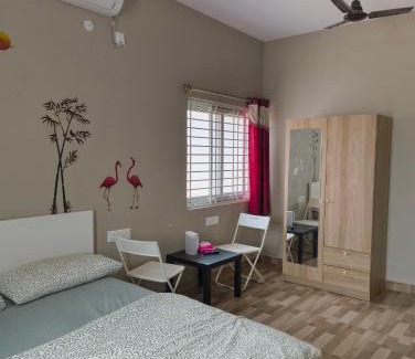 Bengaluru House | Jai Anjaneya Guesthouse