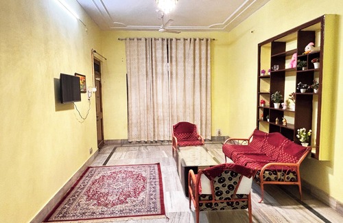 Allahabad Villa | Jai Villa Homestay