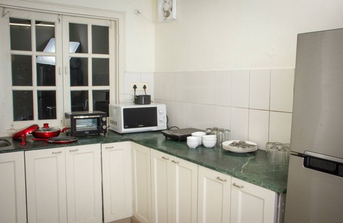 Jaipur Apartment | "Jaipur Apartment Stays" S2 Secluded 2 BHK Apartment Leafy central Civil Lines