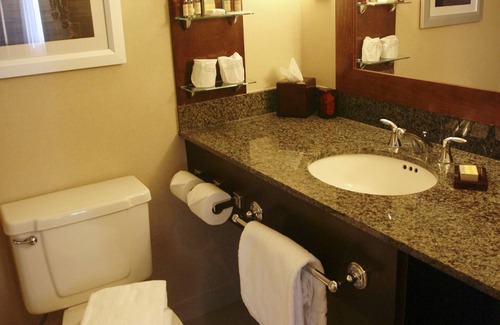 Islandia Hotel | Jake's 58 Casino Hotel - Adult Only