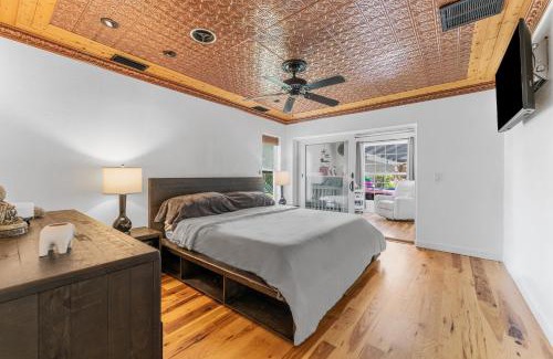 Charlotte Apartment | Jaky Cozy Charlotte Home