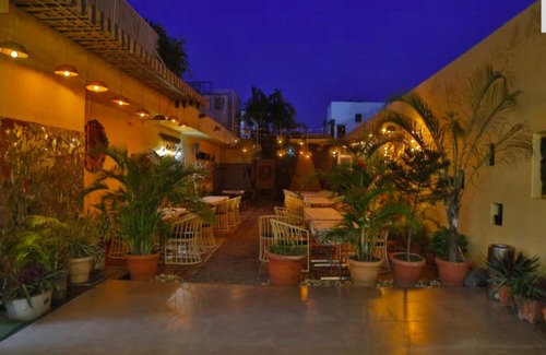 Panchkula Urban Estate Hotel | Jalsa by La Fusion