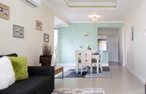 Lucea House | Jamaica Reggae Villa - Charming 3-bedroom house between Montego Bay & Negril