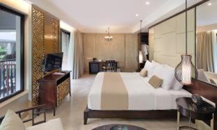 Petitenget Hotel | Jambuluwuk Oceano Seminyak Hotel