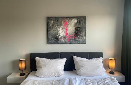 Nordstadt Apartment | James -Ferienwohnung mit Balkon in Strand und Wald Nähe