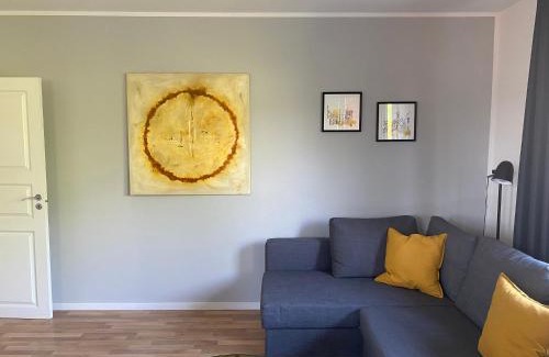 Nordstadt Apartment | James -Ferienwohnung mit Balkon in Strand und Wald Nähe
