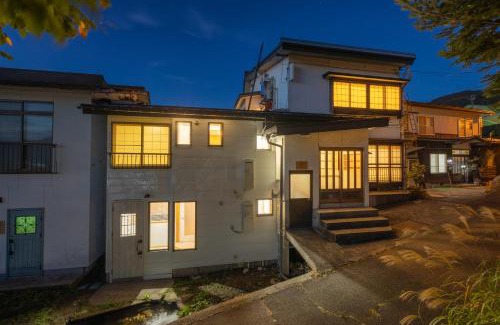 Nozawaonsen House | James House